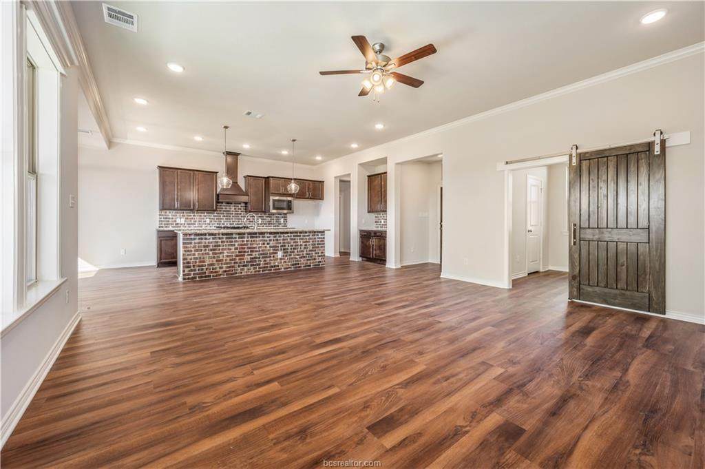 3209 Arundala Way - Photo 1