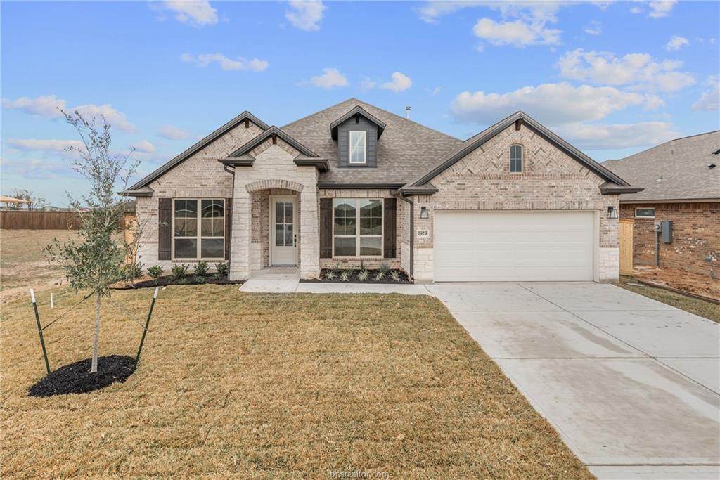 1929 Cottonwood Terrace Drive - Photo 1