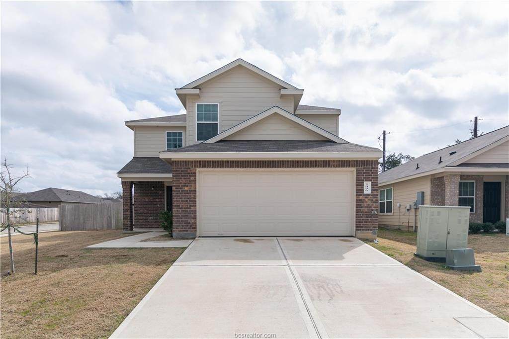 2096 Oakwood Forest Drive - Photo 1