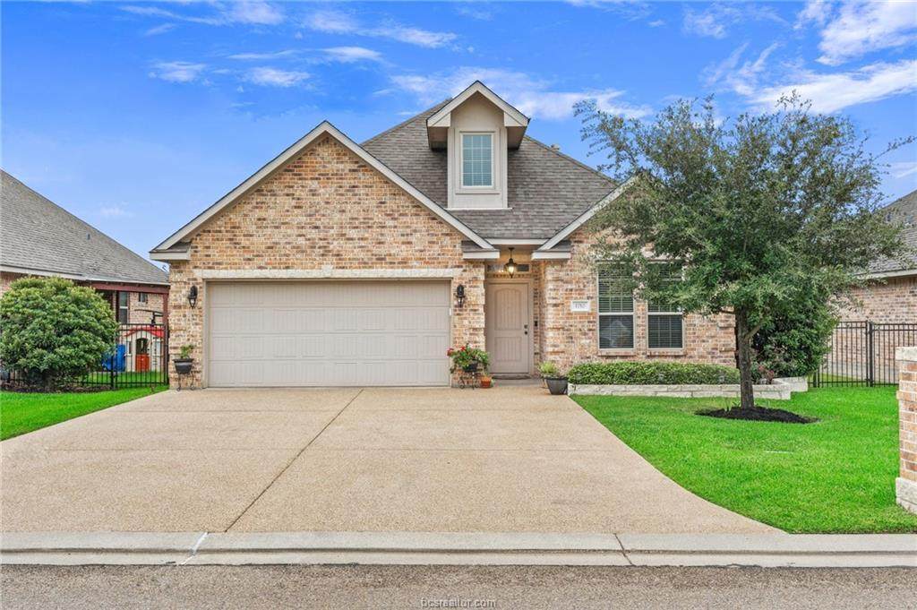 1710 Creekside Circle - Photo 1