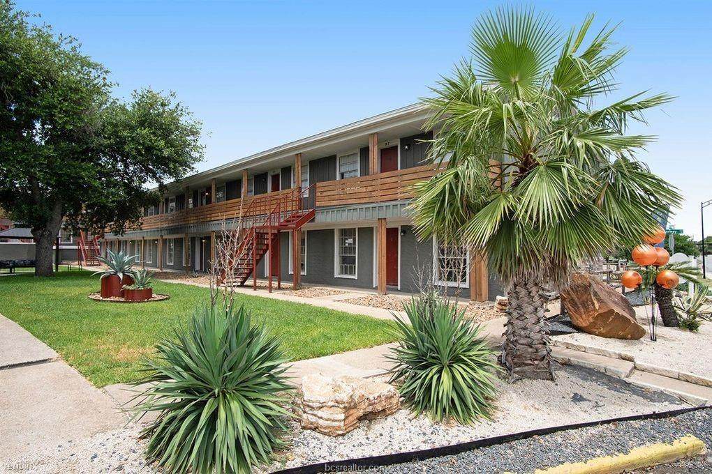 3300 College Avenue - Photo 1