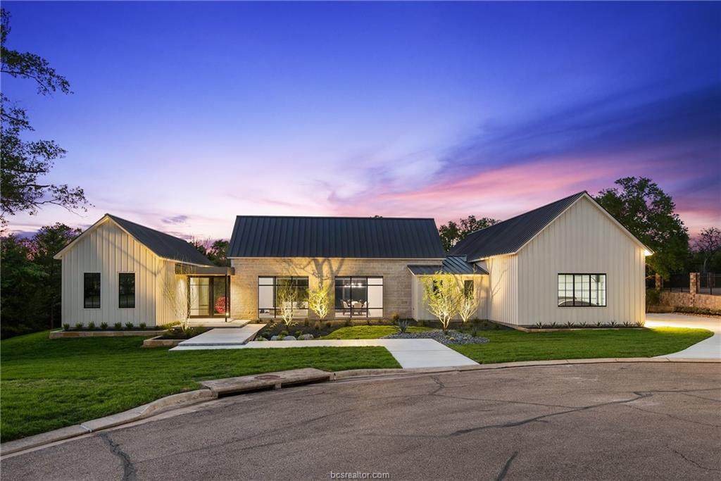 3304 Sycamore Trail - Photo 1