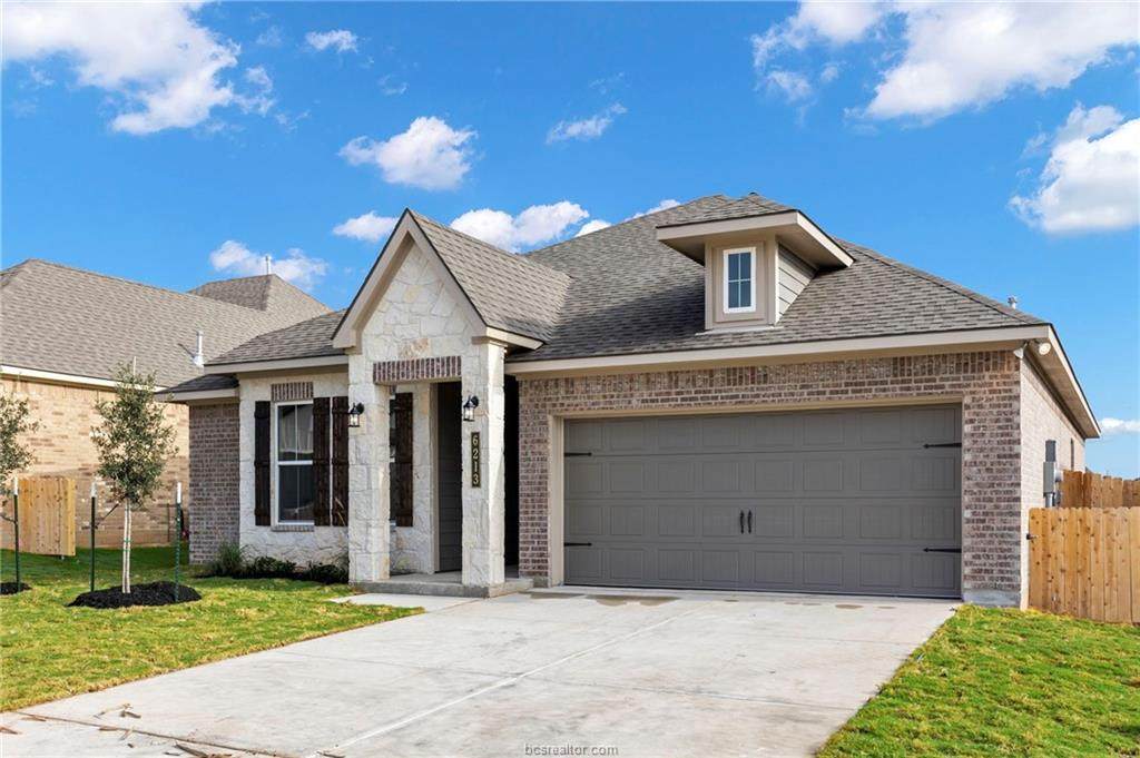 6213 Wilkesboro Drive - Photo 1