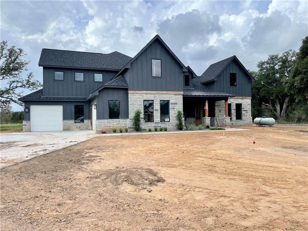5489 Legend Oaks - Photo 1
