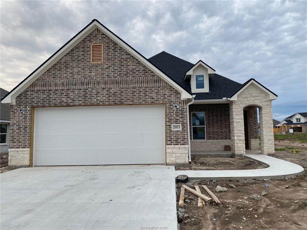 2913 Goldberg Drive - Photo 1