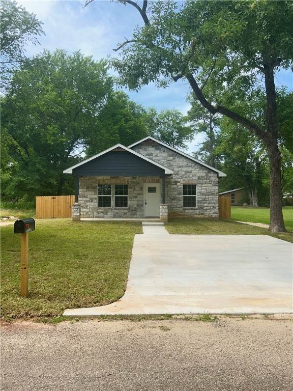506 Eighth Street - Photo 1