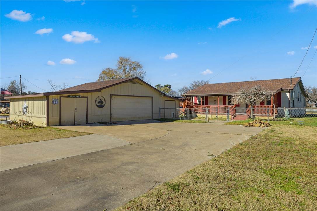 53 Lake View - Photo 1