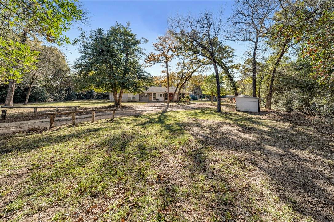 6 Trail Lane - Photo 1