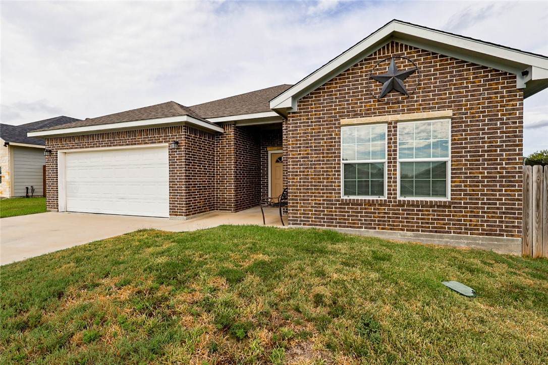 1805 Cornish Court - Photo 1