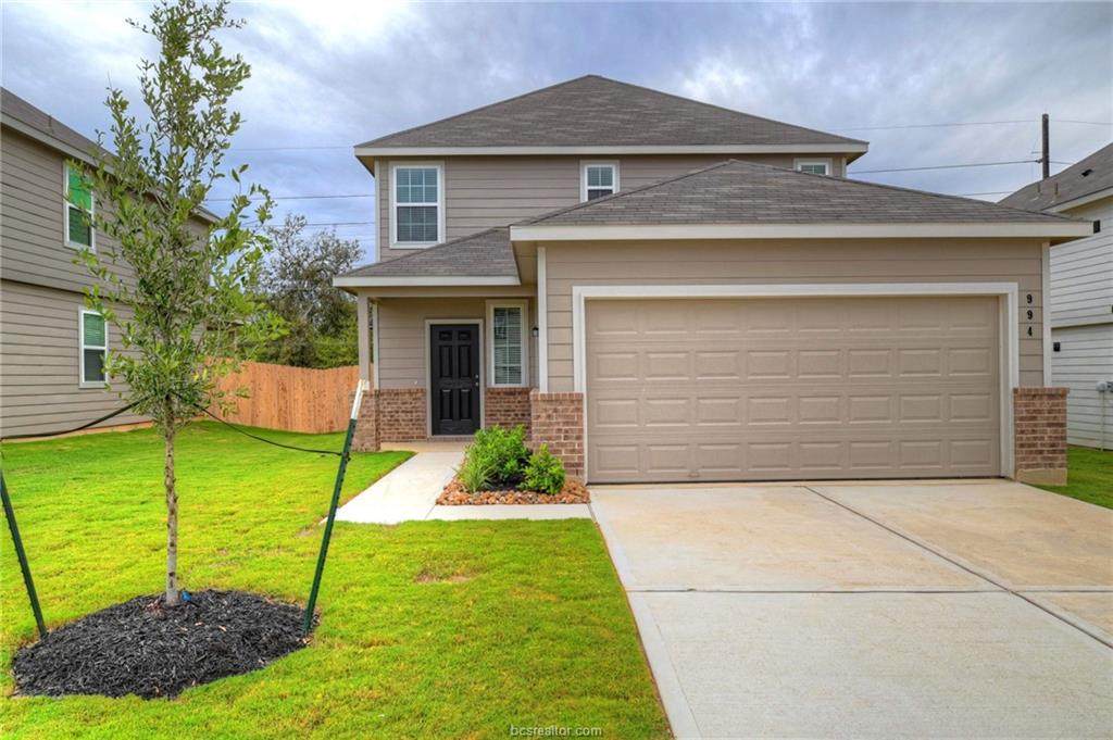 994 Crossing Drive - Photo 1