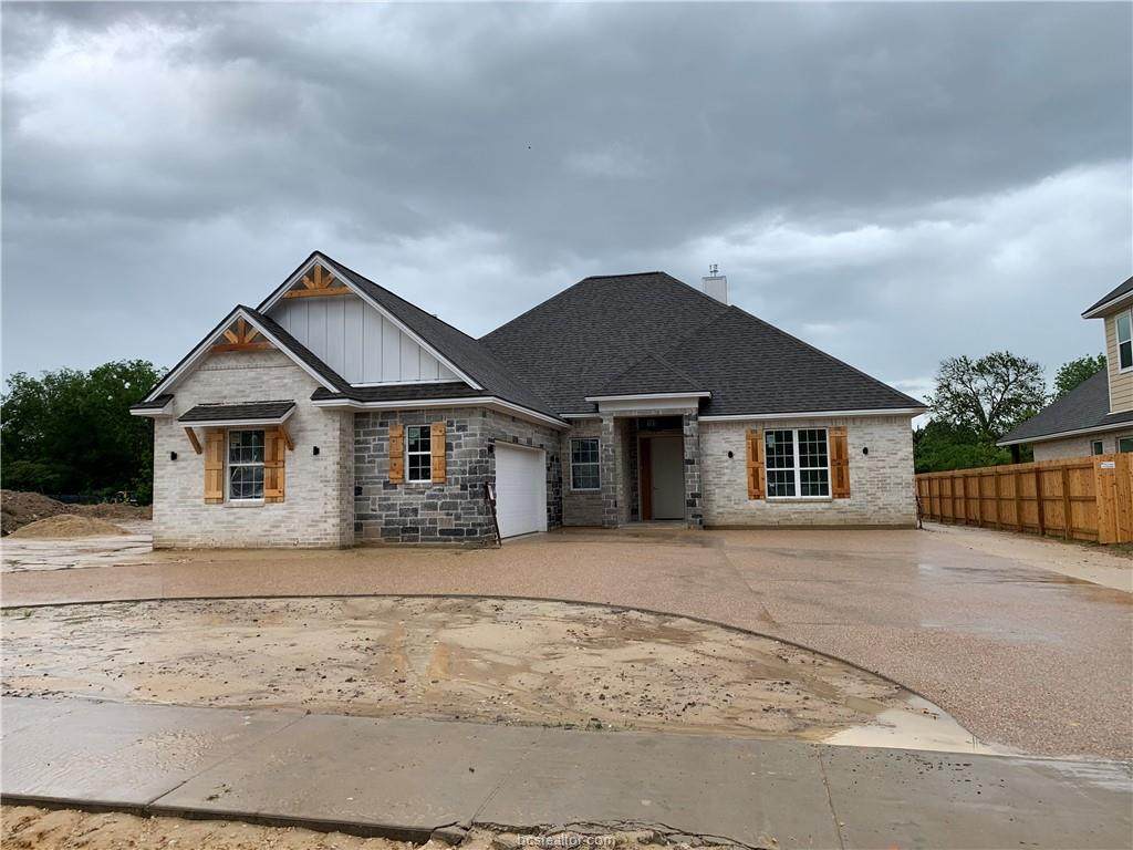 1616 Bennett Street - Photo 1