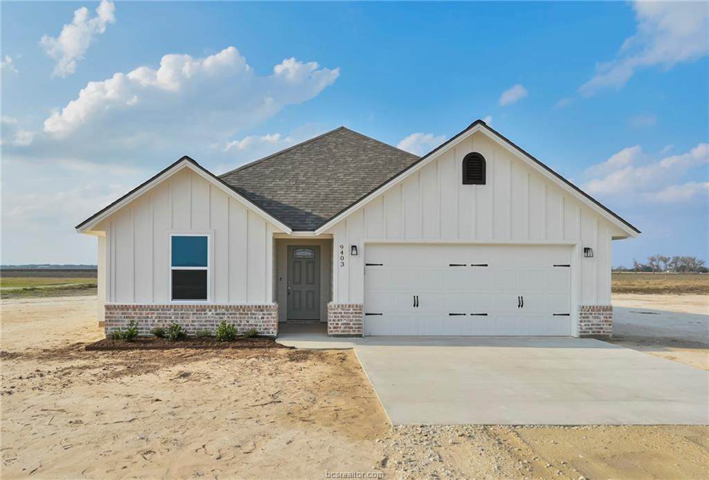 9403 County Road 272 - Photo 1