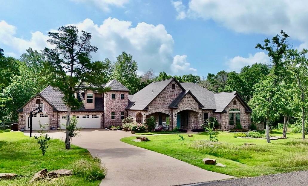 5395 Stirrup Drive - Photo 1