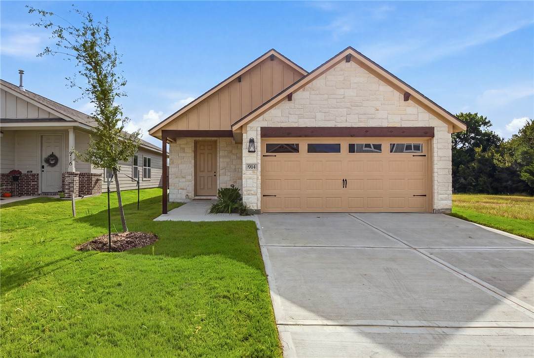 914 Fork Court - Photo 1