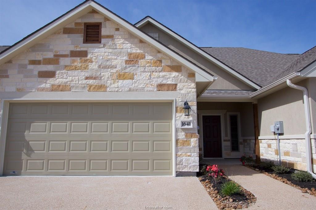 1641 Buena Vista - Photo 1