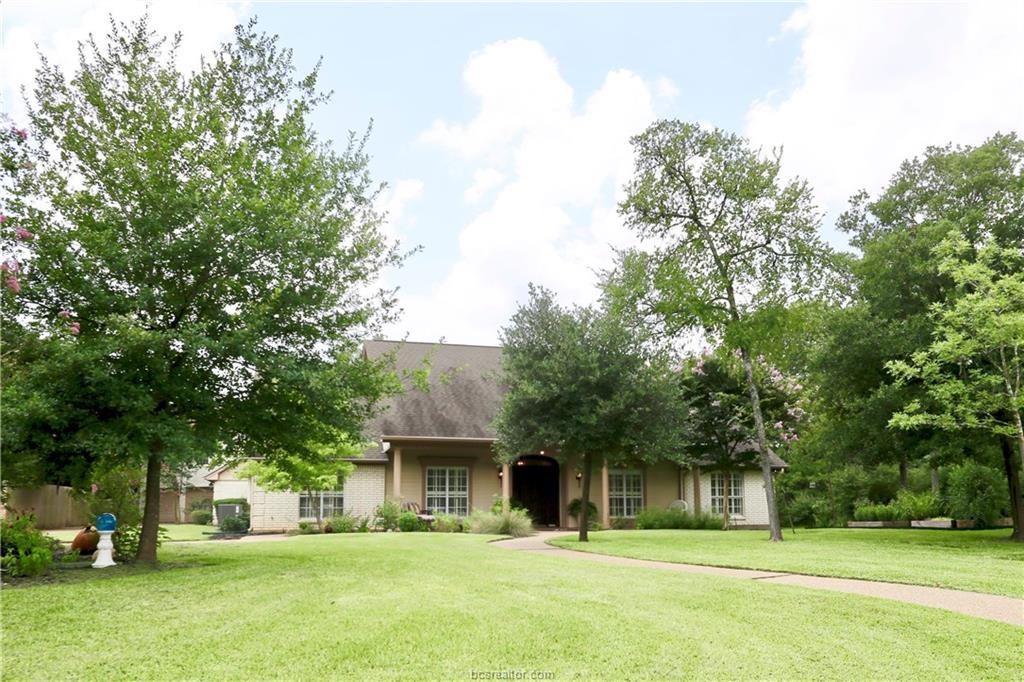 2900 Camille Drive - Photo 1