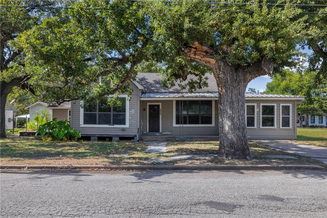 488 7th Street - Photo 1
