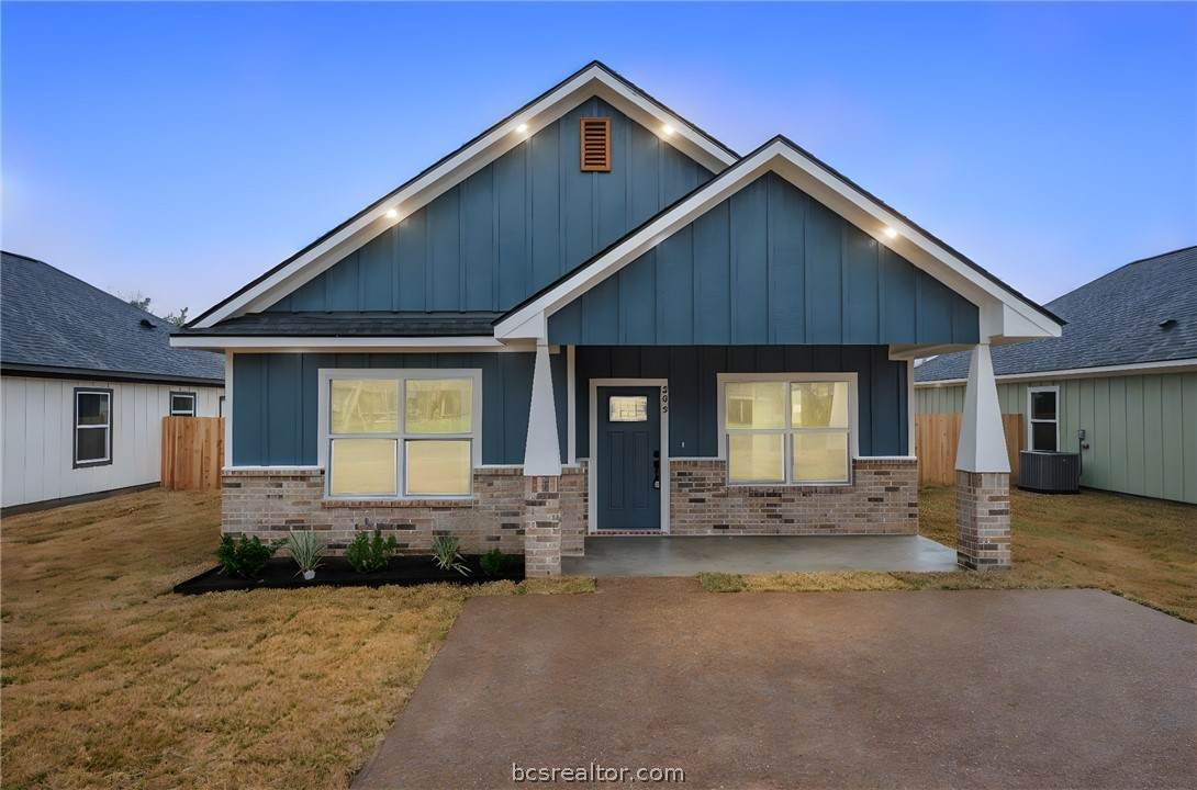 205 Lock Lane - Photo 1