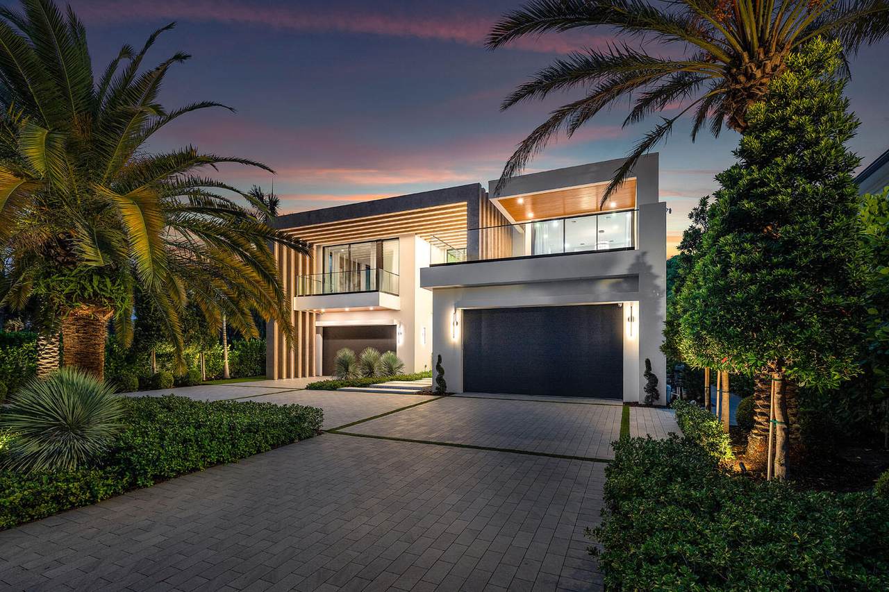 217 Thatch Palm Drive - Photo 1