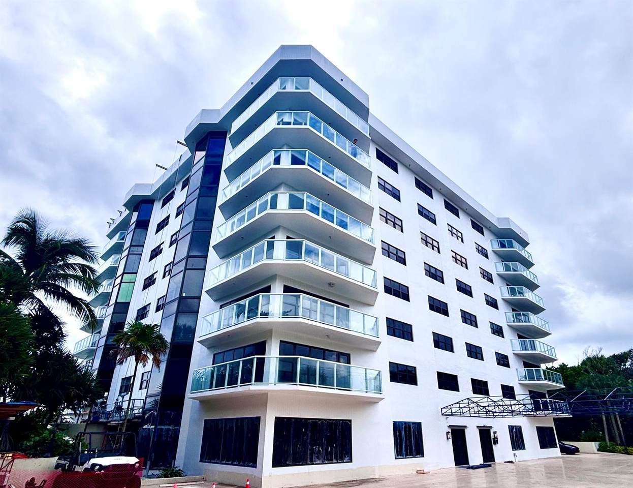 4605 Ocean Boulevard - Photo 1