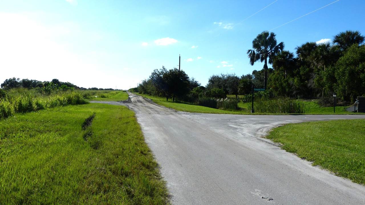 https://bt-photos.global.ssl.fastly.net/beaches/1280_boomver_1_B26000141-2.jpg