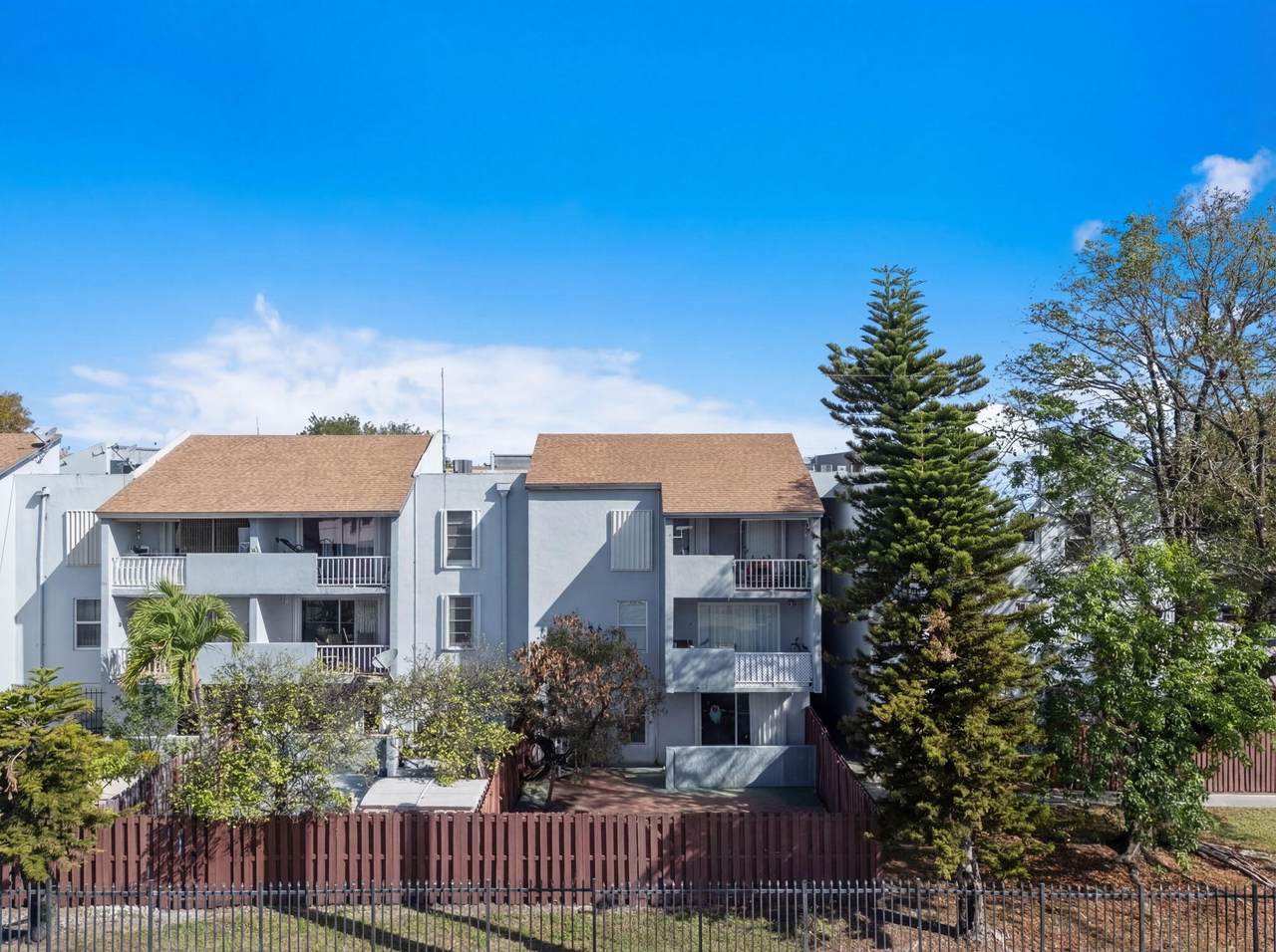 1725 60th Street - Photo 1