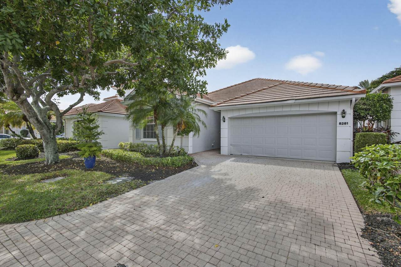 8281 Heritage Club Dr Drive - Photo 1