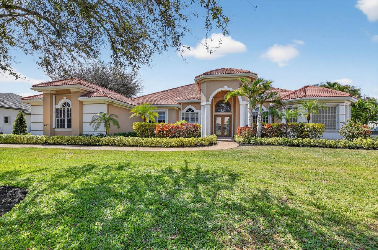 893 Forest Glen Lane - Photo 1