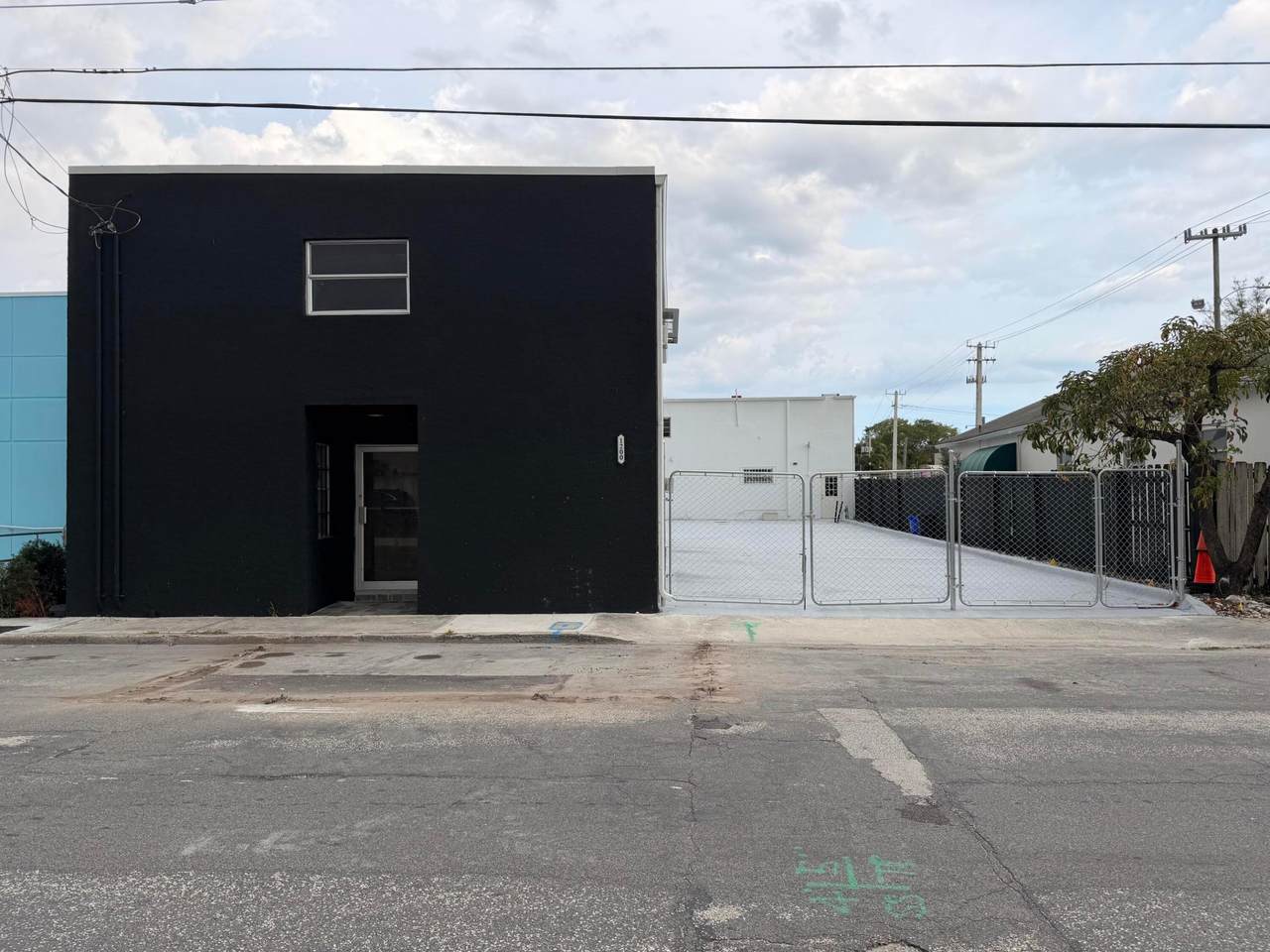 1200 Clare Avenue - Photo 1