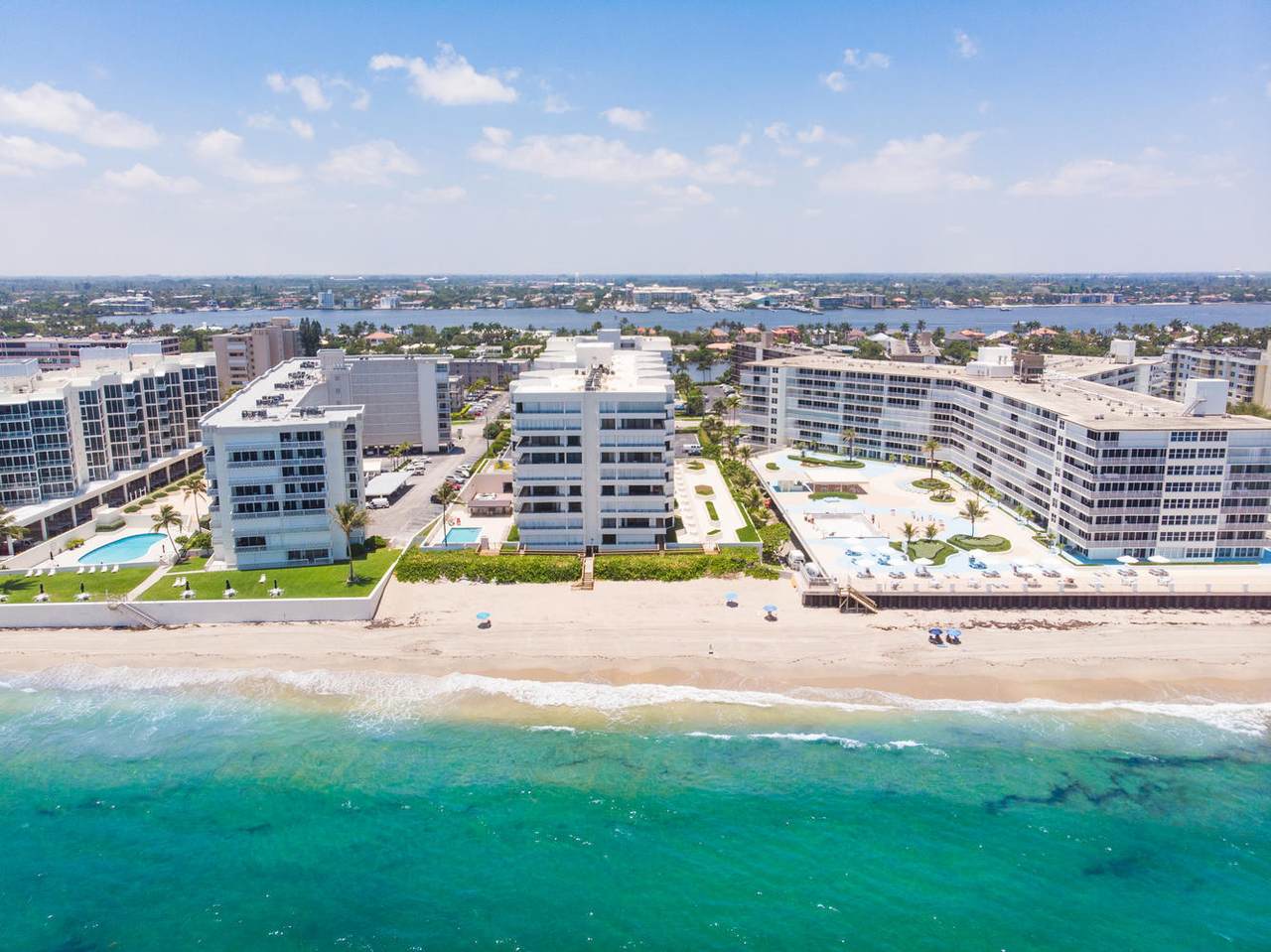 https://bt-photos.global.ssl.fastly.net/beaches/1280_boomver_1_B26001452-2.jpg