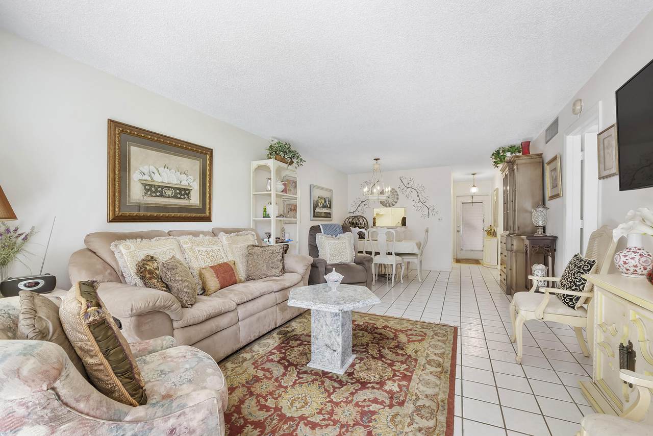 8390 Lagos De Campo Boulevard - Photo 1