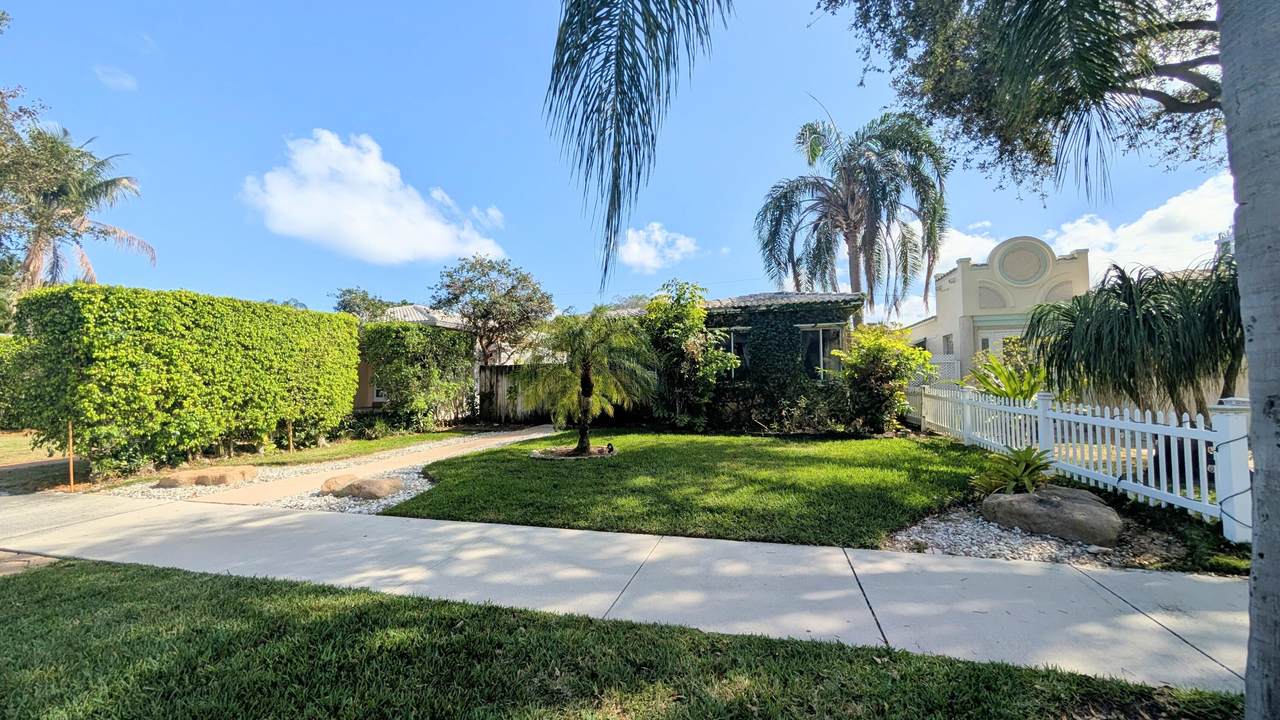 1626 Tyler Street - Photo 1