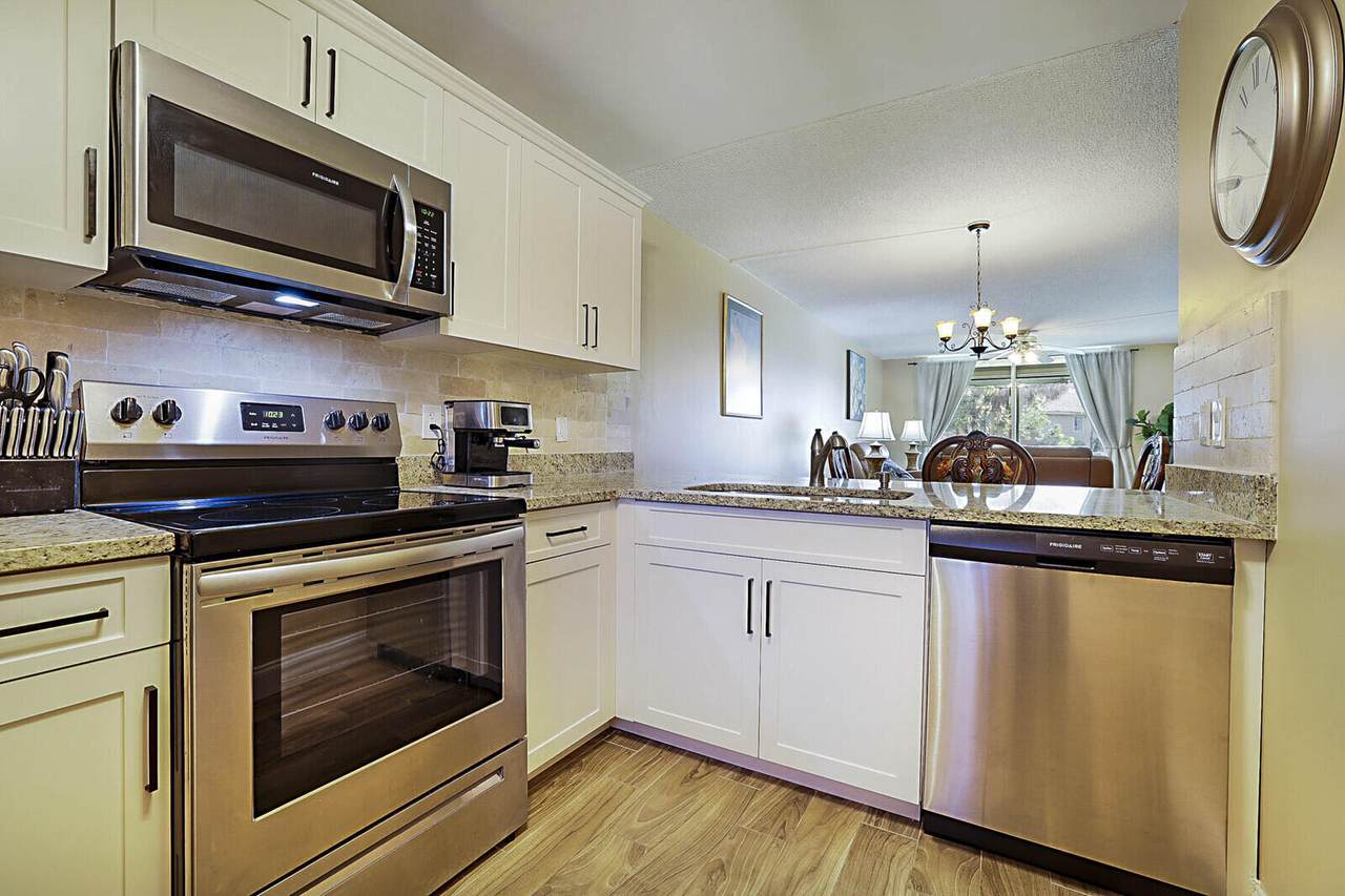 2541 Aragon Boulevard - Photo 1