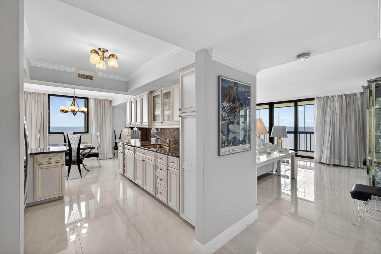 5380 Ocean Drive - Photo 1
