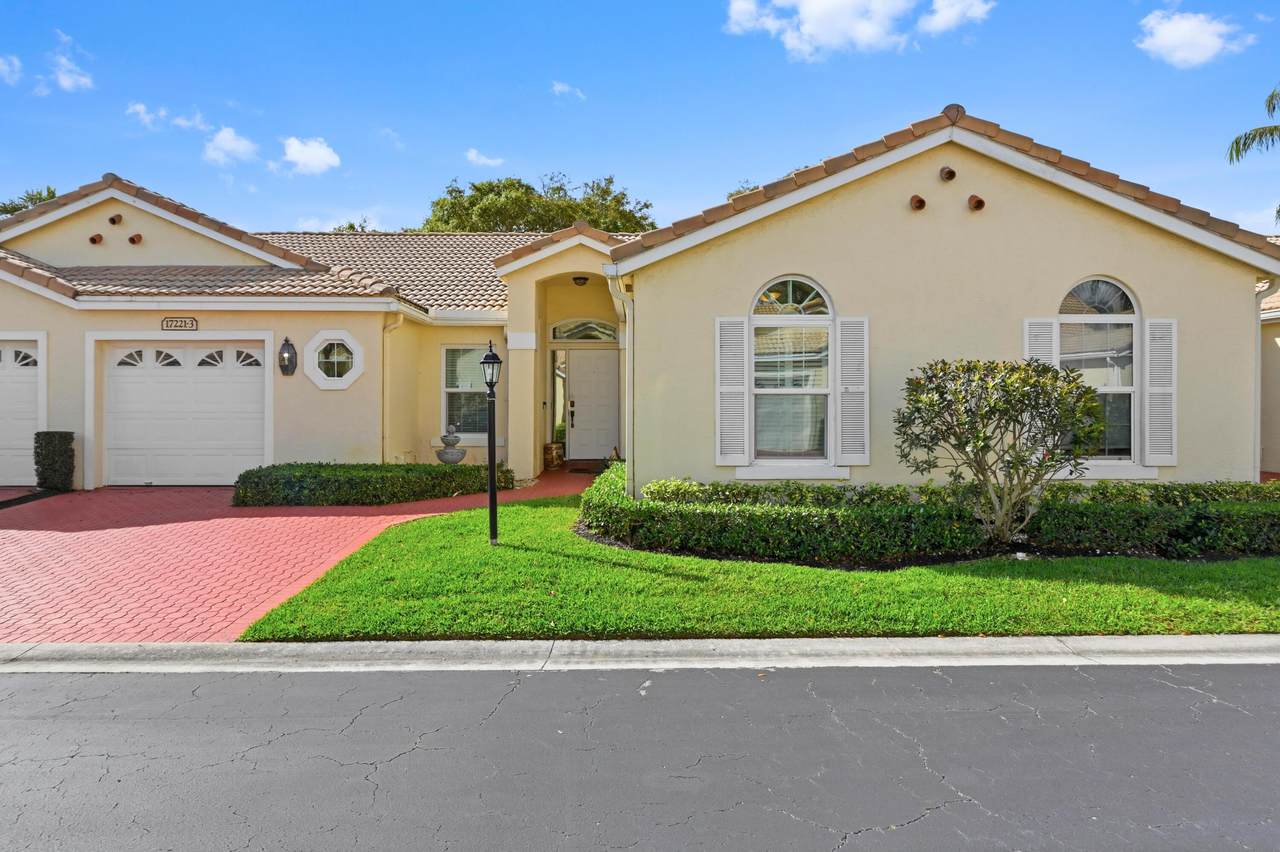 17221 Boca Club Boulevard - Photo 1
