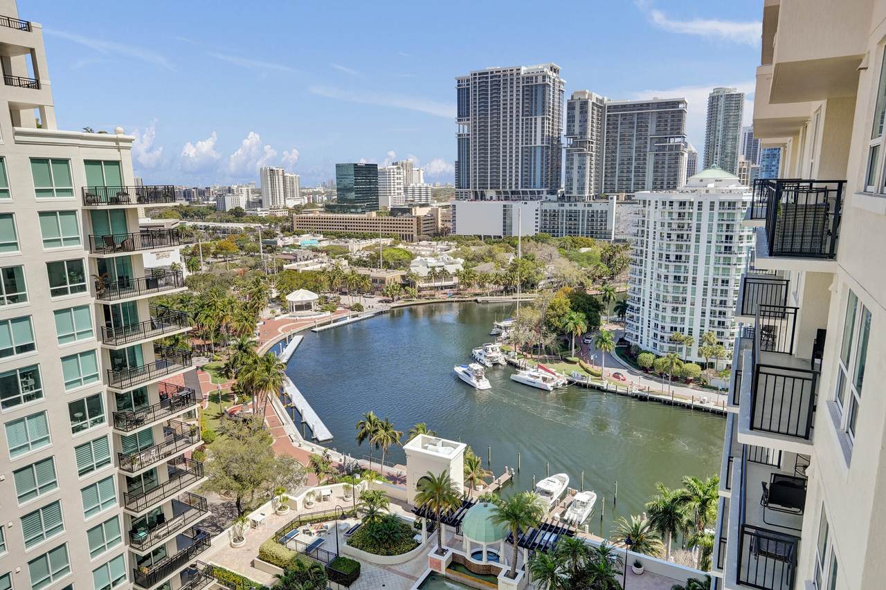 600 Las Olas Boulevard - Photo 1