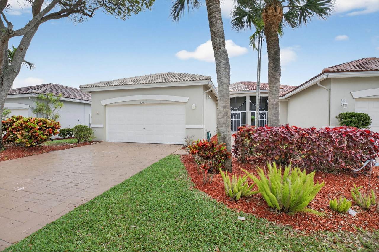 10585 Royal Caribbean Circle - Photo 1