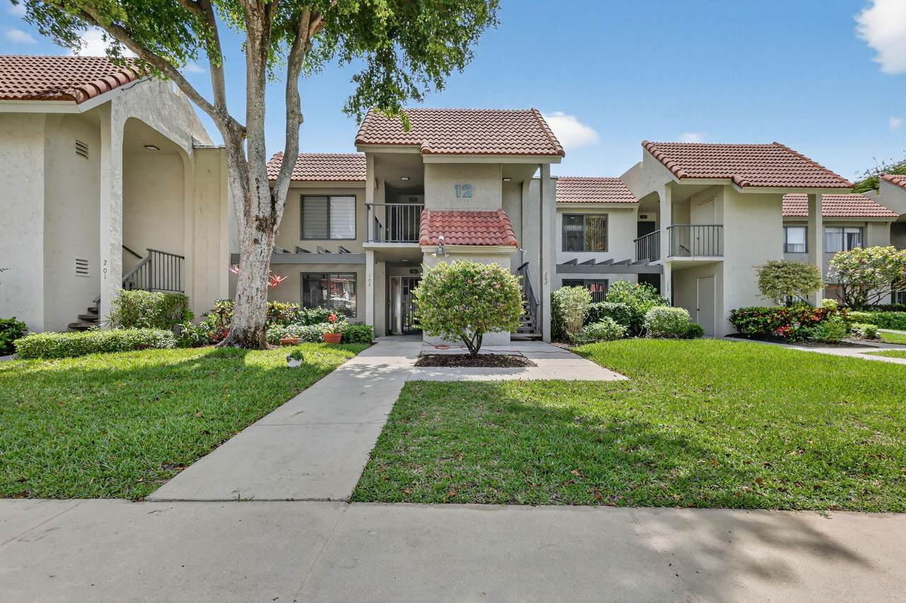 5561 Fairway Park Drive - Photo 1
