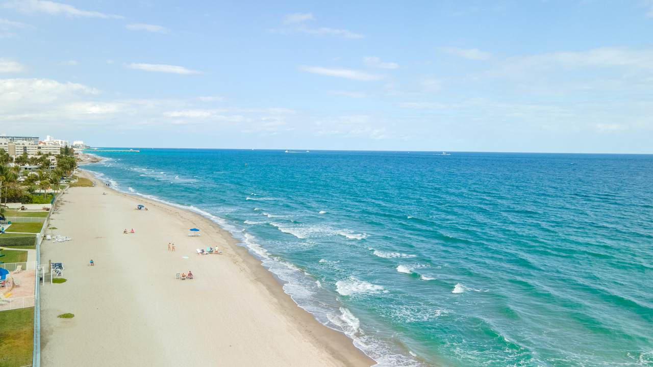 https://bt-photos.global.ssl.fastly.net/beaches/1280_boomver_1_B26004902-2.jpg