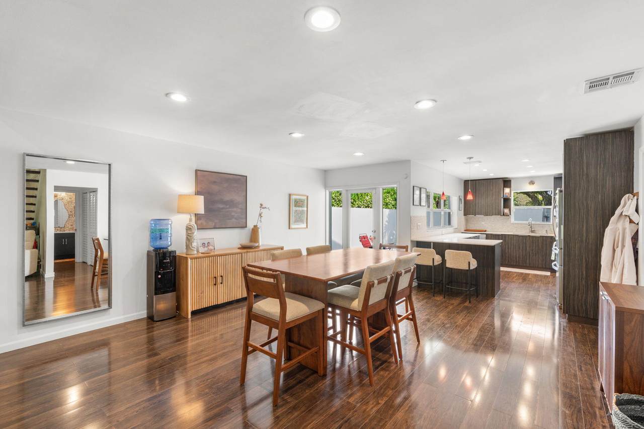 2956 Florida Boulevard - Photo 1