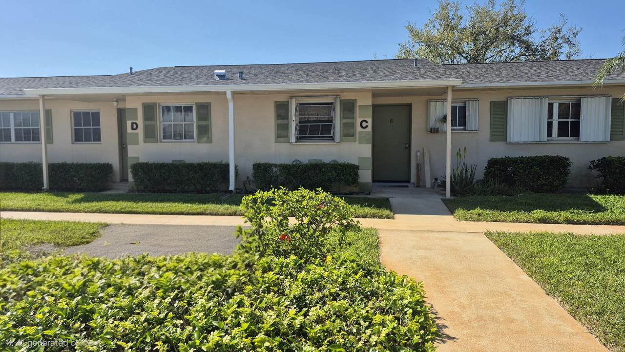 5423 Cresthaven Boulevard - Photo 1