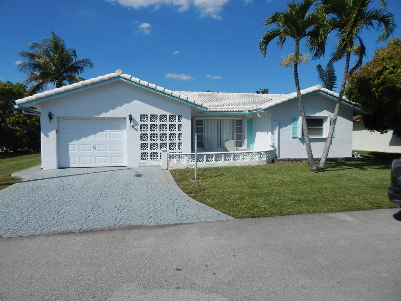 6805 77th Street - Photo 1