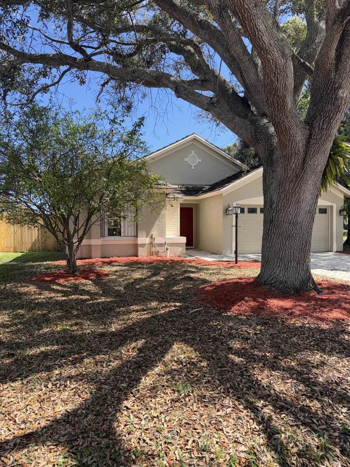4223 Tazewell Court - Photo 1