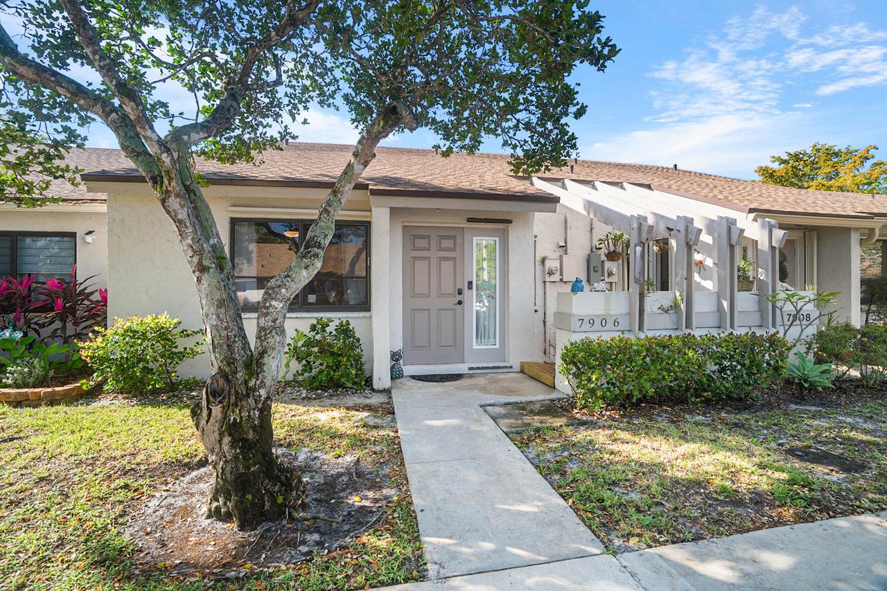 7906 10th Street - Photo 1