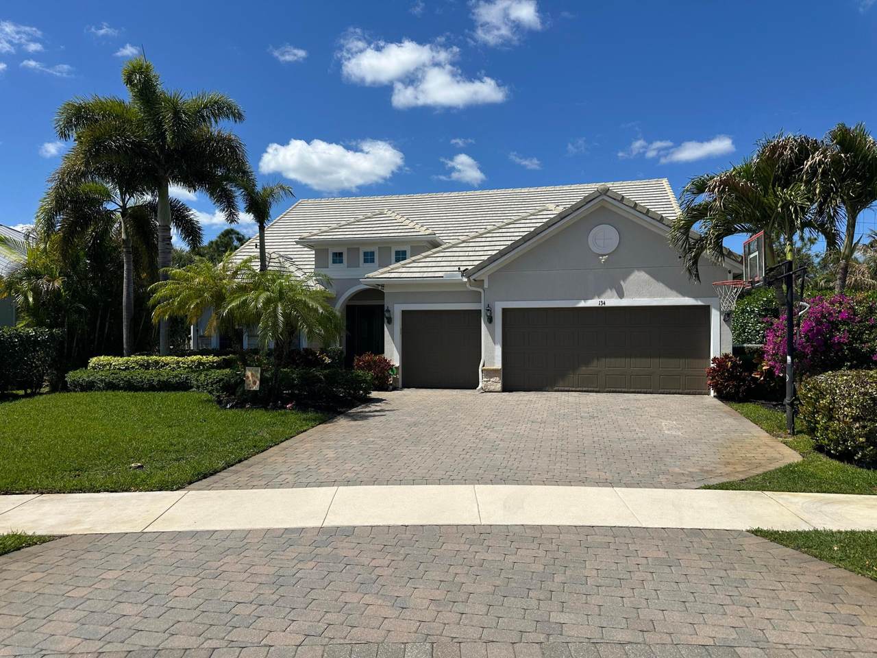 134 Shores Pointe Drive - Photo 1