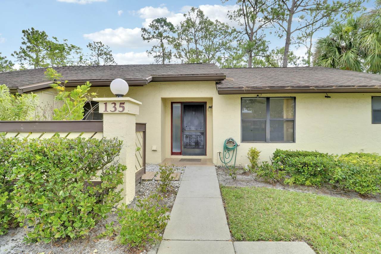 135 Manchineel Court - Photo 1