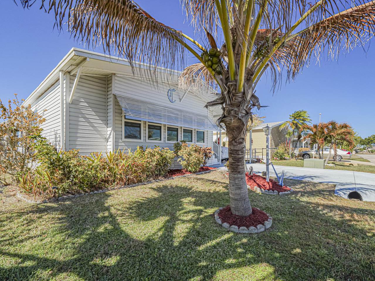 7566 Montauk Avenue - Photo 1