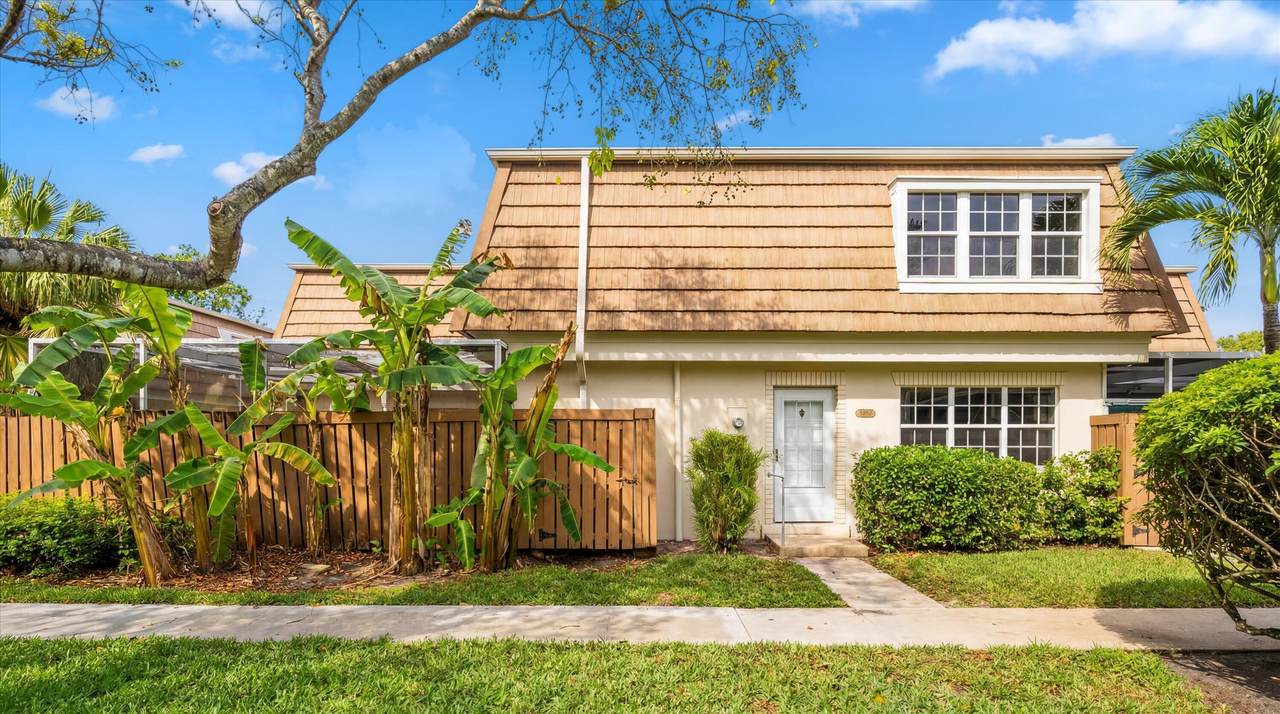4348 Hazel Avenue - Photo 1