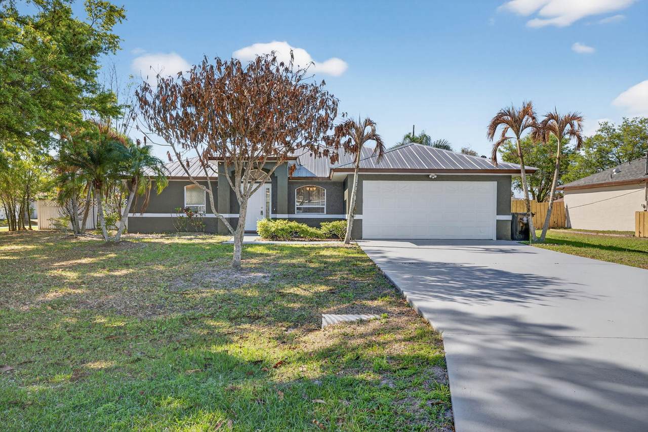 5475 Scepter Drive - Photo 1