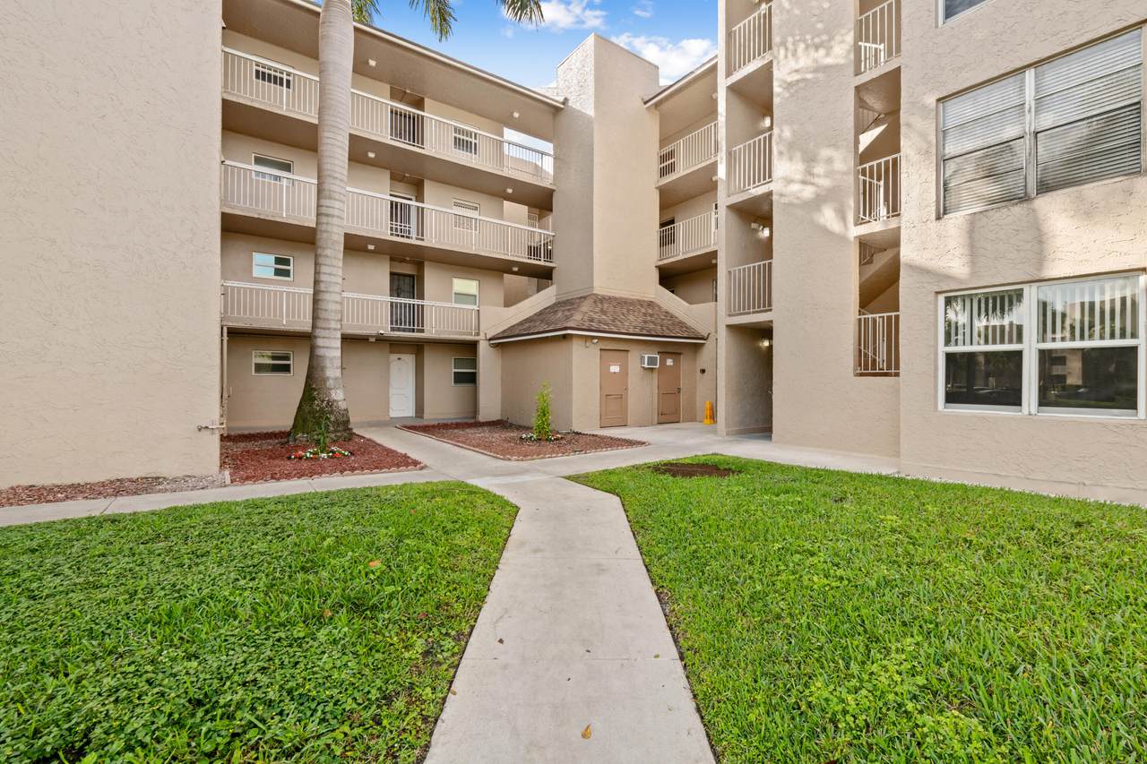 9480 Tangerine Place - Photo 1